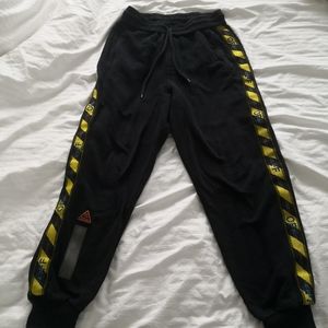 Authentic Off-White c/o Virgil AblohMen's Black Fire Line Tape Cotton Sweatpants